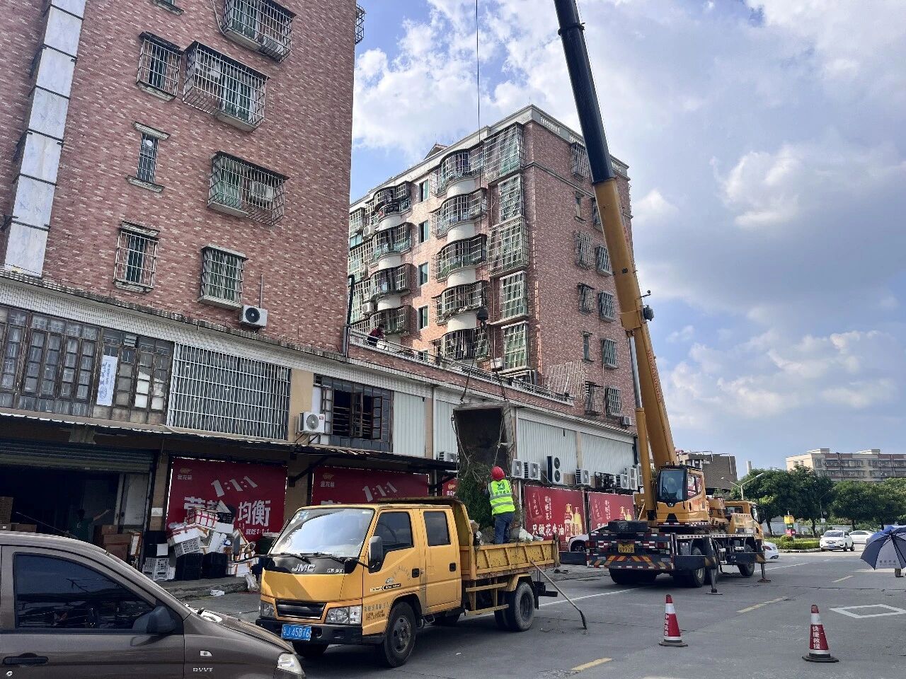 微信图片_2025-10-09_161923_078.jpg